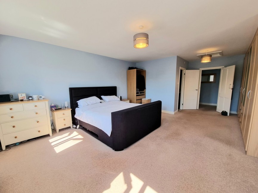 4 bedroom House for Sale Maulden, Bedfordshire