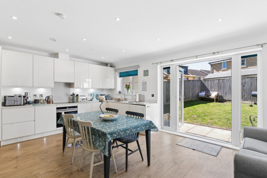 3 bedroom House for Sale Talbot Street, Hitchin, Hertfordshire