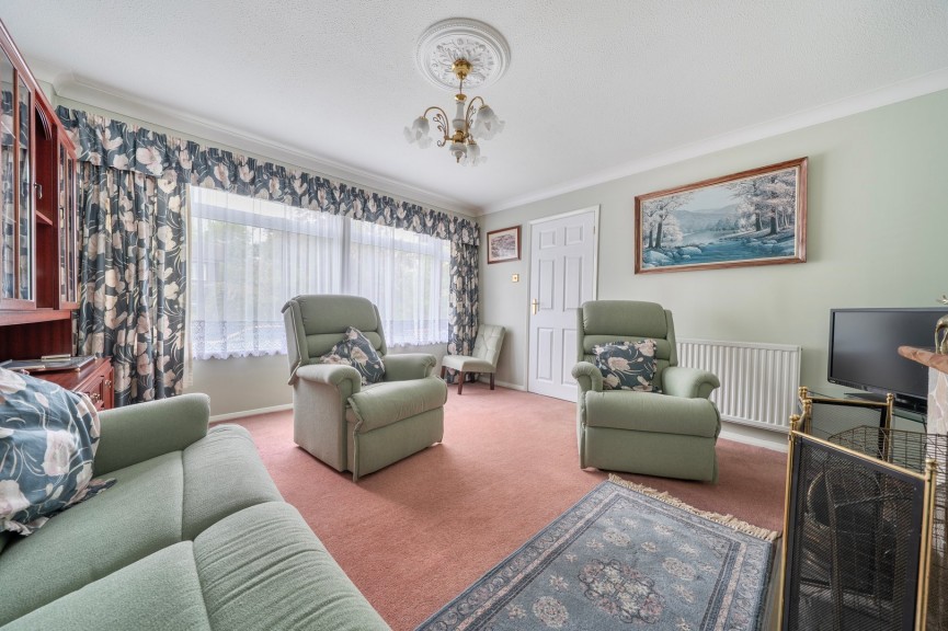 4 bedroom House for Sale The Lane, Tebworth, Bedfordshire