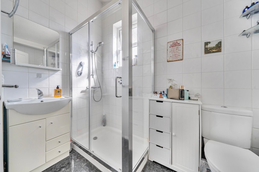 2 bedroom House for Sale High Street, Arlesey, Bedfordshire