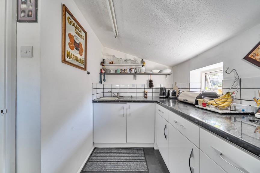 2 bedroom House for Sale High Street, Arlesey, Bedfordshire