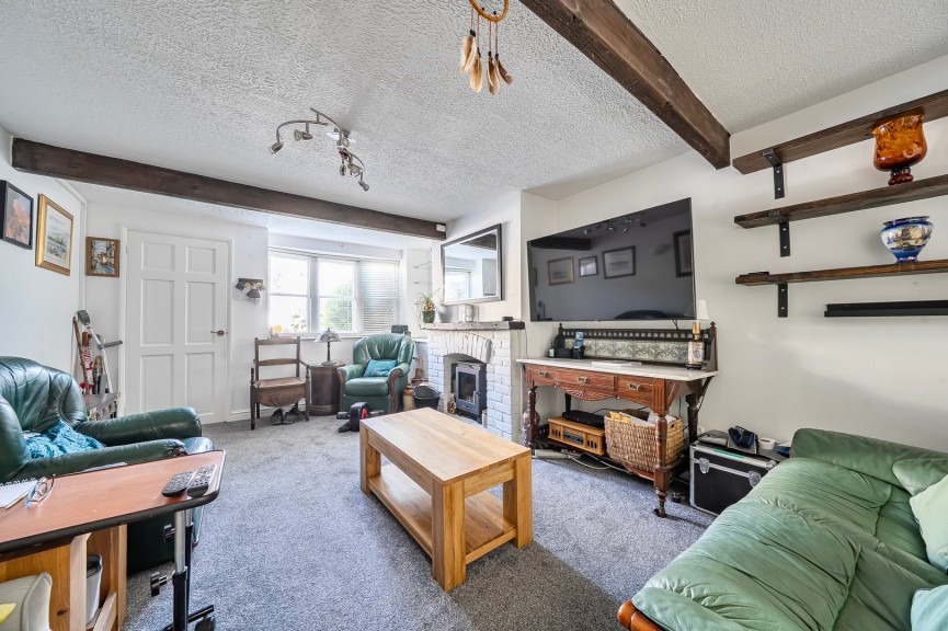 2 bedroom House for Sale High Street, Arlesey, Bedfordshire