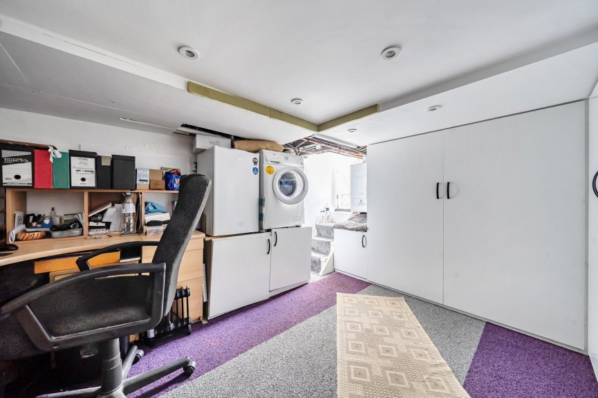 2 bedroom House for Sale High Street, Arlesey, Bedfordshire