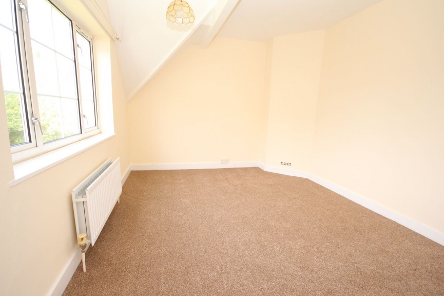 2 bedroom House for Sale Lytton Avenue, Letchworth Garden City, Hertfordshire