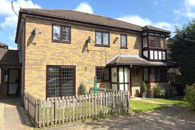 Frenchmans Close, Toddington, Bedfordshire