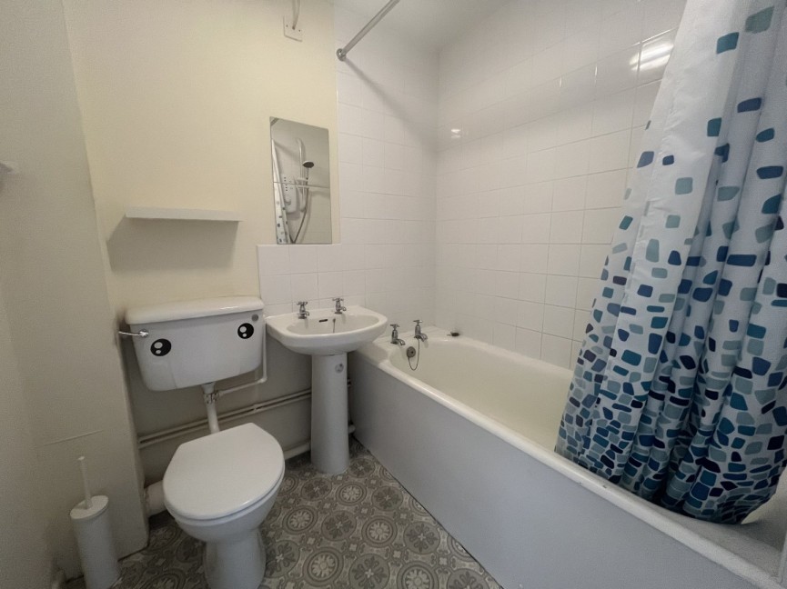 2 bedroom Flat for Letting Marston Moretaine, Bedford