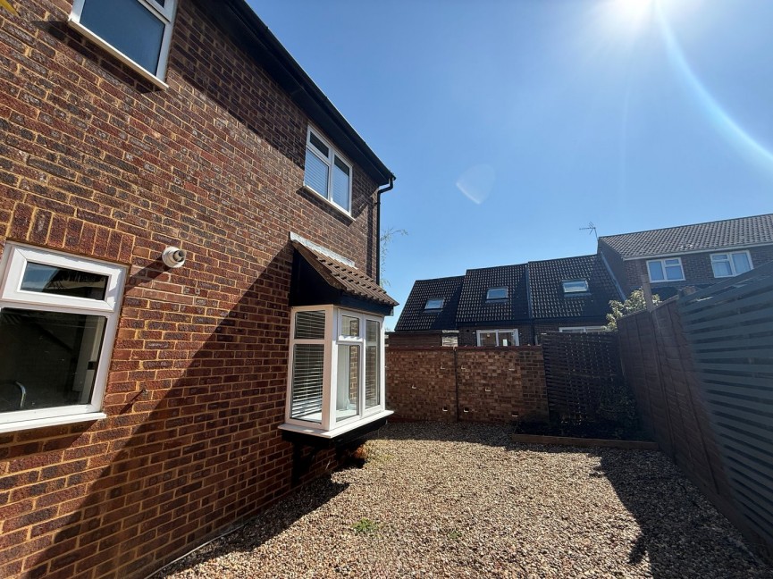 1 bedroom House for Letting Eagle Drive, Flitwick, Bedfordshire