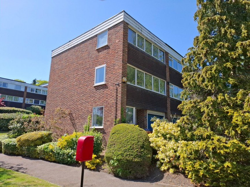 3 bedroom House for Sale Park Meadow, Hatfield, Hertfordshire