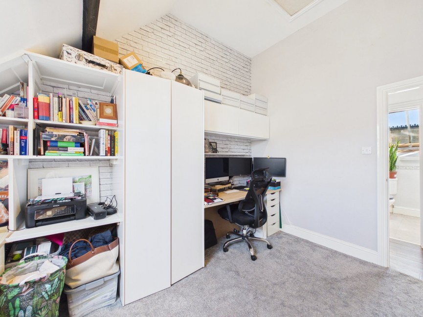 2 bedroom Flat for Sale Rose Lane, Biggleswade, Bedfordshire