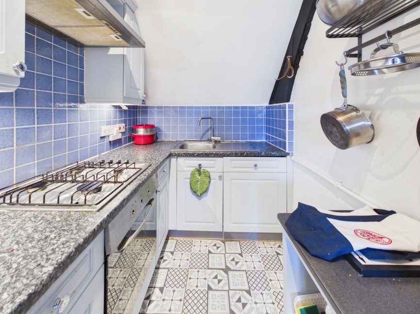 2 bedroom Flat for Sale Rose Lane, Biggleswade, Bedfordshire