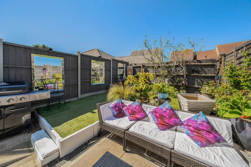 3 bedroom House for Sale Nightingale Mews, Shefford, Bedfordshire