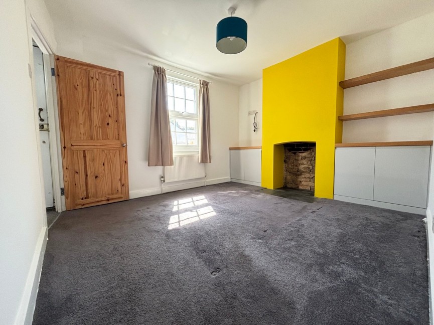 2 bedroom House for Letting St Johns Street, Biggleswade, Bedfordshire
