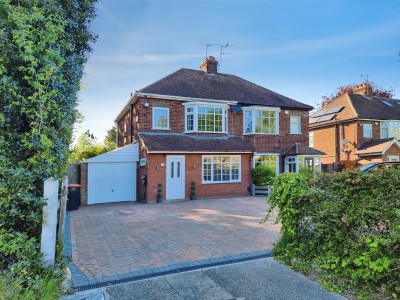 Barton-le-Clay, Bedfordshire