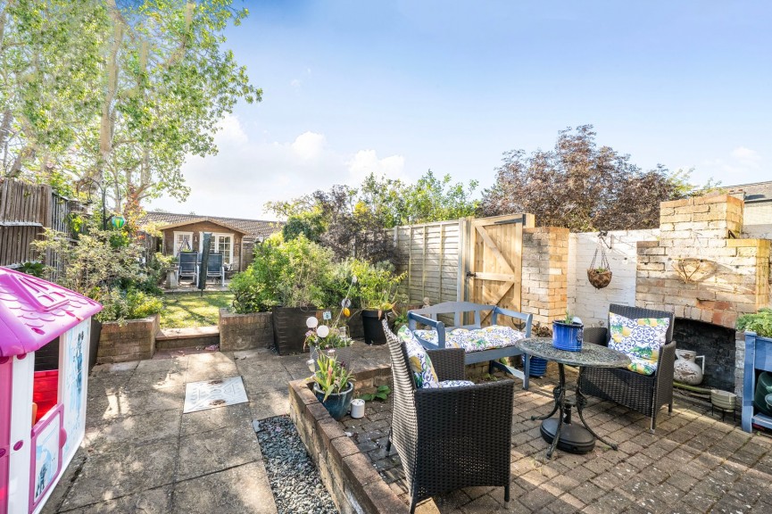 2 bedroom House for Sale Stotfold, Hitchin, Bedfordshire