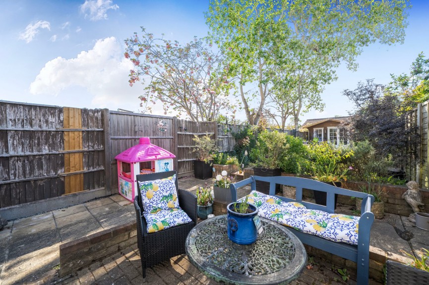 2 bedroom House for Sale Stotfold, Hitchin, Bedfordshire