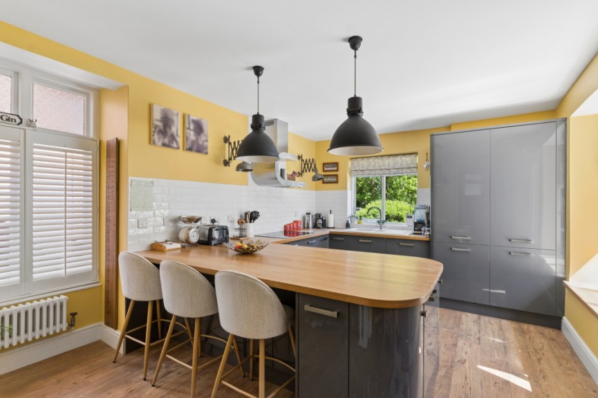 5 bedroom House for Sale Highbury Road, Hitchin, Hertfordshire