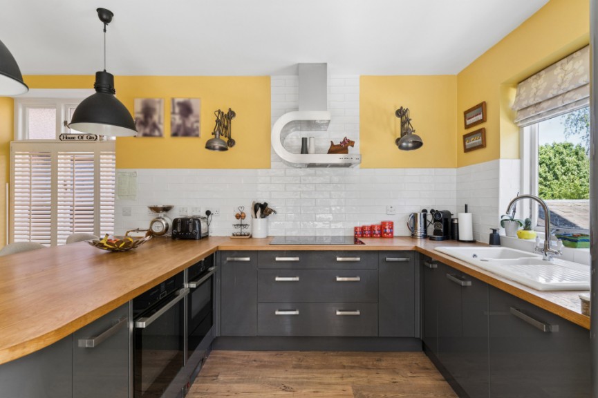 5 bedroom House for Sale Highbury Road, Hitchin, Hertfordshire