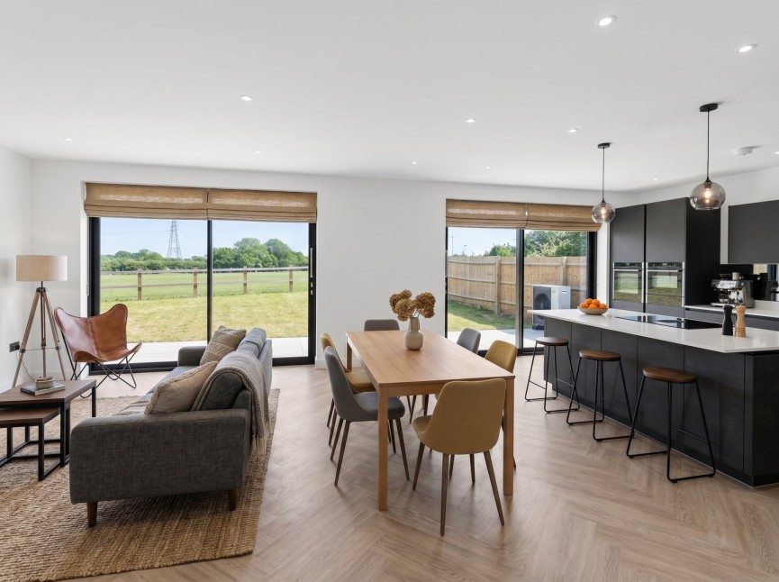 4 bedroom House for Sale Kingsoak, Hitchin