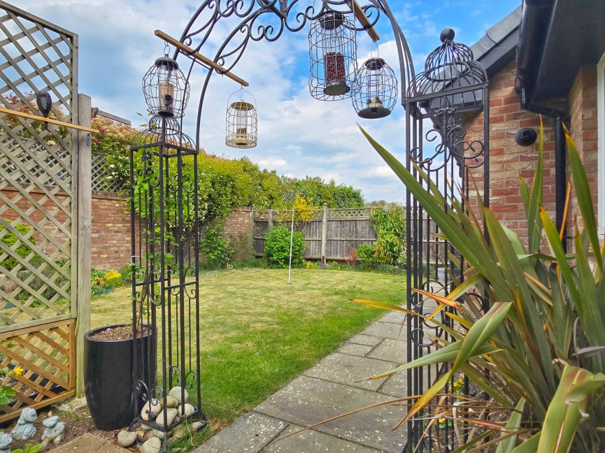 2 bedroom Bungalow for Sale Maulden, Bedfordshire