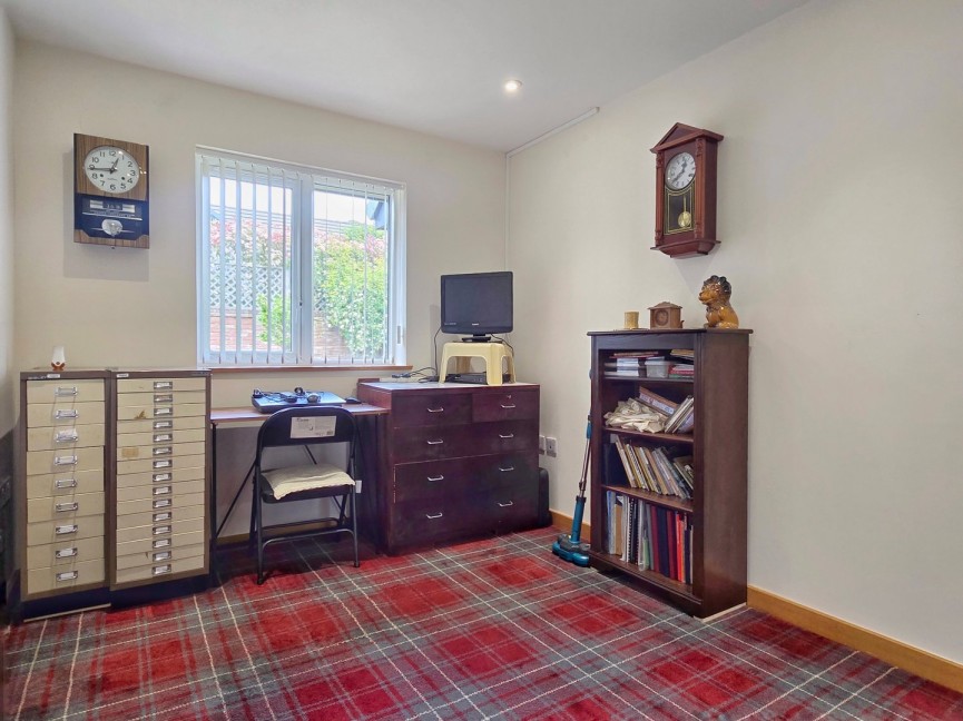 2 bedroom Bungalow for Sale Maulden, Bedfordshire