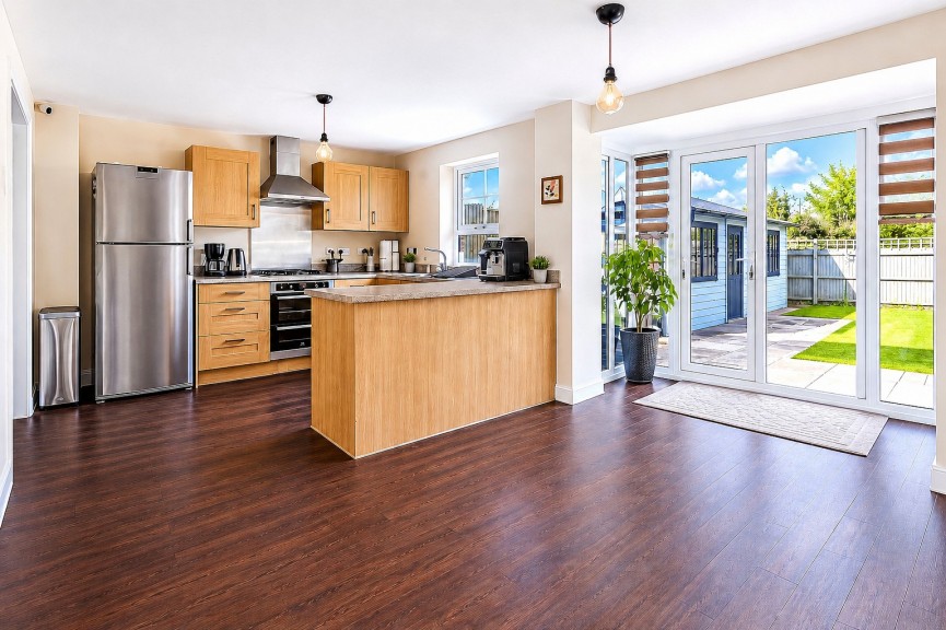 5 bedroom House for Sale Peregrine Way, Hatfield, Hertfordshire