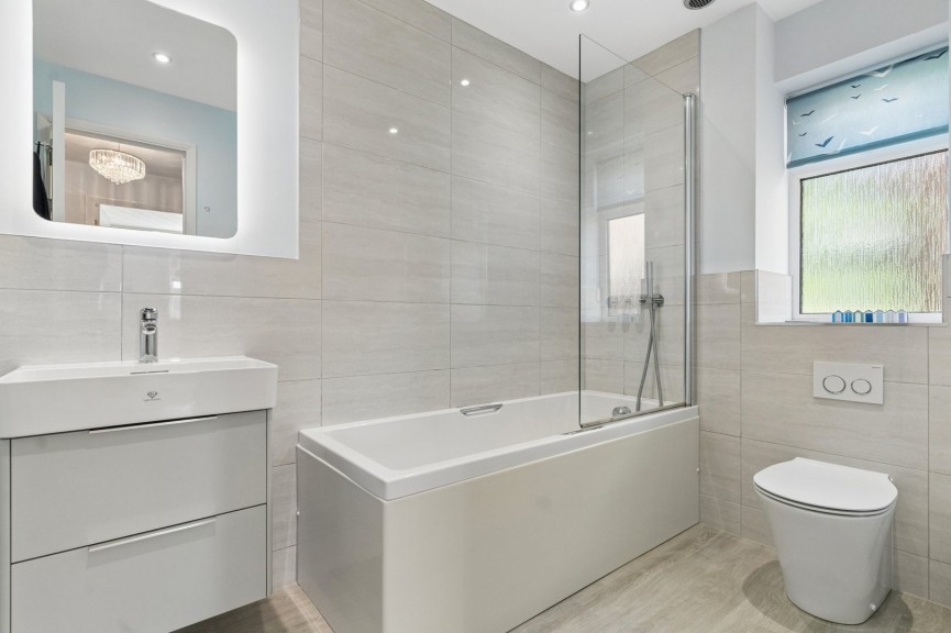 4 bedroom House for Sale Talbot Street, Hitchin, Hertfordshire