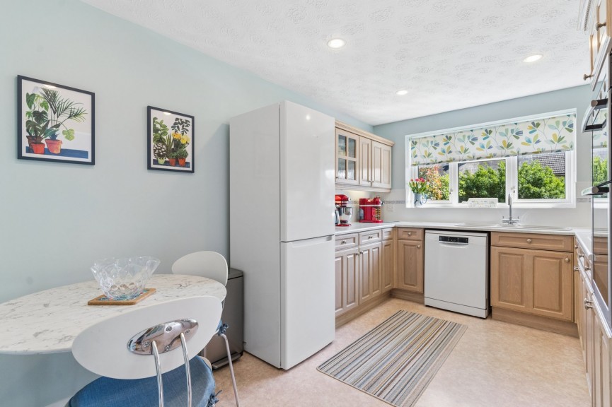 4 bedroom House for Sale Talbot Street, Hitchin, Hertfordshire