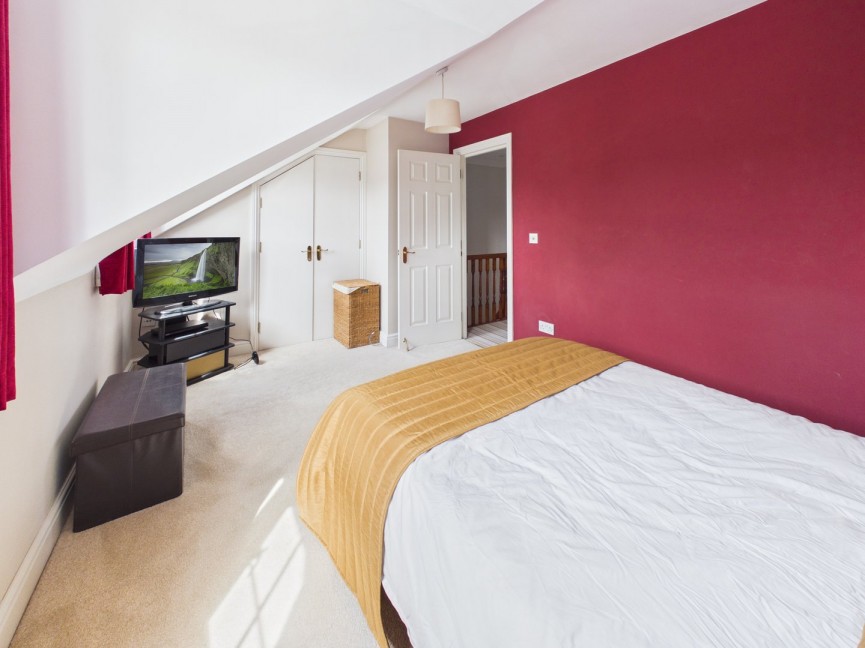 4 bedroom House for Sale South Road, Baldock, Hertfordshire