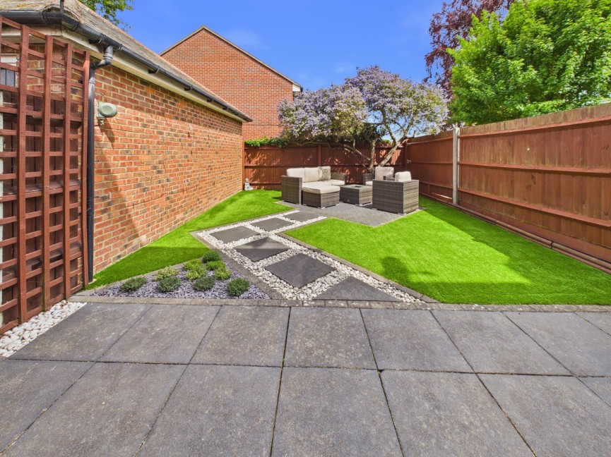 4 bedroom House for Sale South Road, Baldock, Hertfordshire