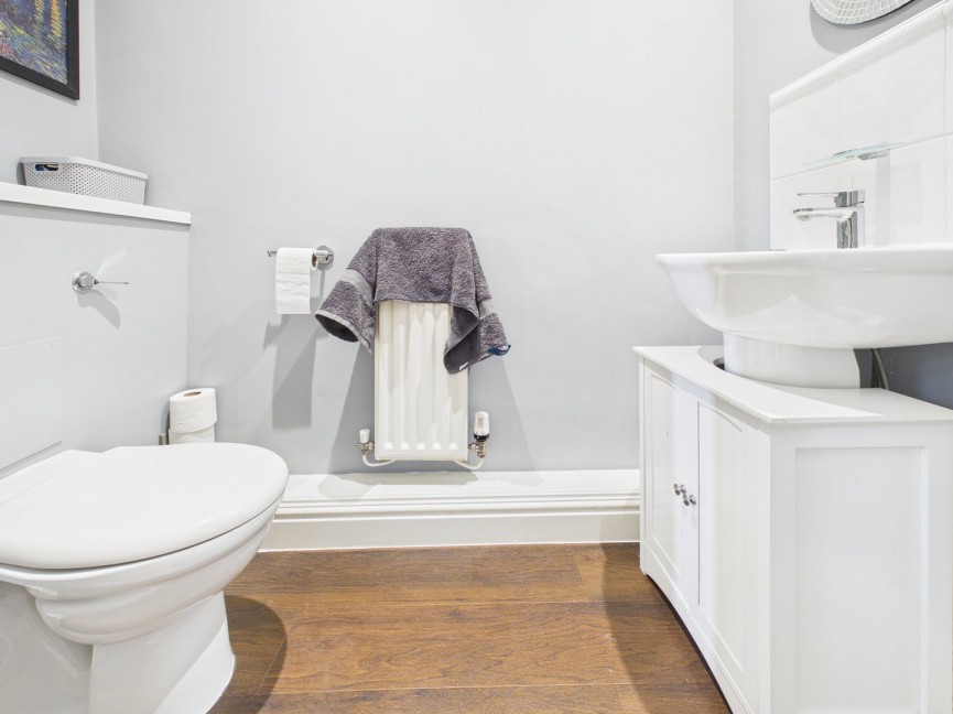4 bedroom House for Sale South Road, Baldock, Hertfordshire