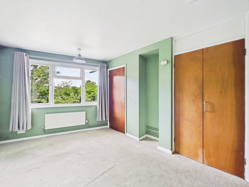1 bedroom Flat for Sale Hazelwood Close, Hitchin, Hertfordshire