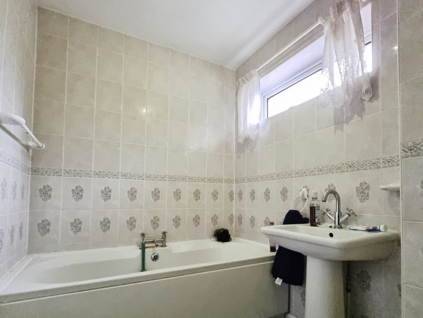 5 bedroom House for Sale Clophill, Bedfordshire