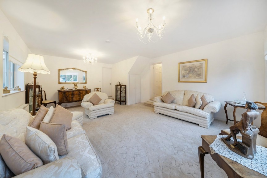 6 bedroom House for Sale Brookmans Park, Hatfield, Hertfordshire