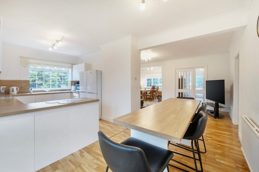 6 bedroom House for Sale Brookmans Park, Hatfield, Hertfordshire