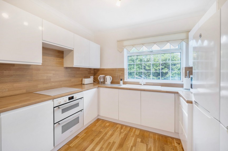 6 bedroom House for Sale Brookmans Park, Hatfield, Hertfordshire