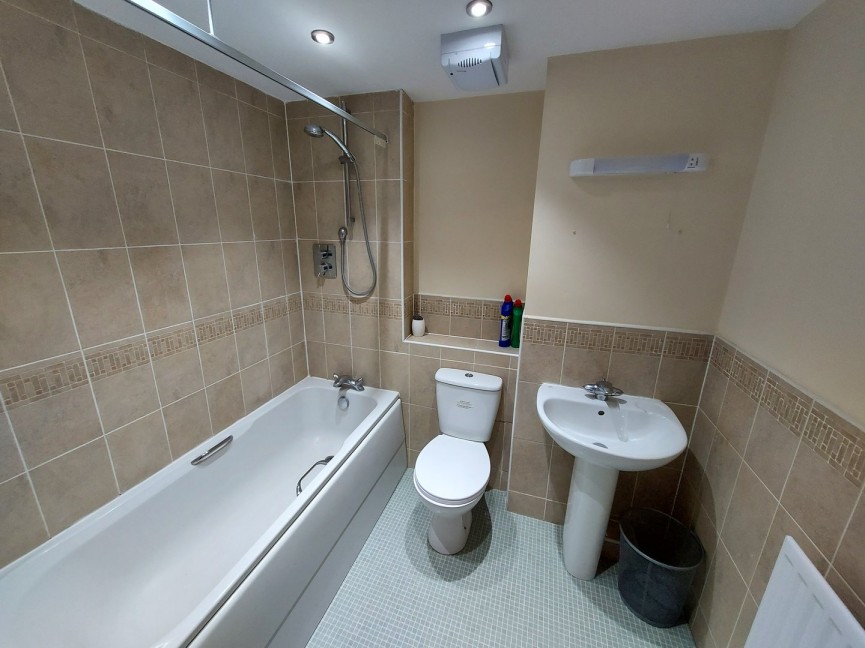 2 bedroom Flat for Sale Mosquito Way, Hatfield, Hertfordshire