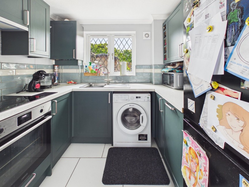 2 bedroom House for Sale High Street, Baldock, Hertfordshire