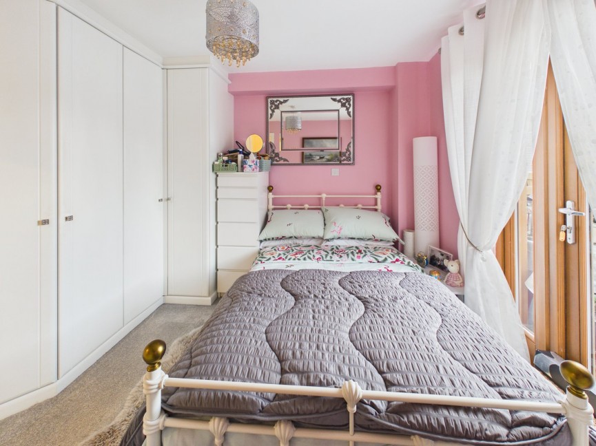 3 bedroom House for Sale Musgrove Maltings, Baldock, Hertfordshire