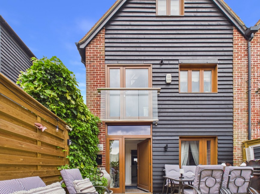 3 bedroom House for Sale Musgrove Maltings, Baldock, Hertfordshire