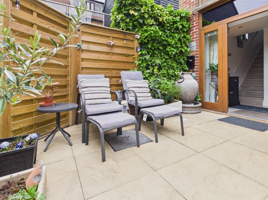 3 bedroom House for Sale Musgrove Maltings, Baldock, Hertfordshire