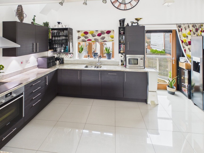 3 bedroom House for Sale Musgrove Maltings, Baldock, Hertfordshire