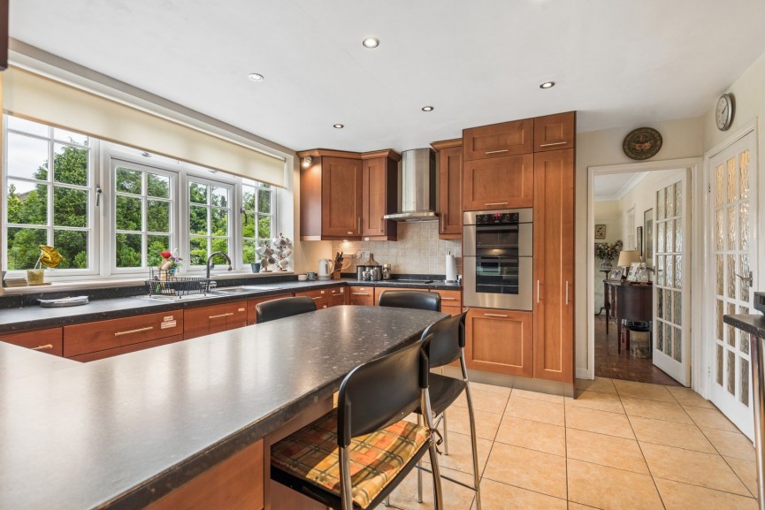 5 bedroom House for Sale St Ippolyts, Hitchin, Hertfordshire