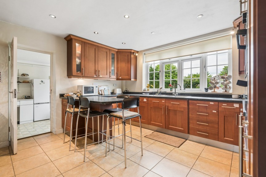 5 bedroom House for Sale St Ippolyts, Hitchin, Hertfordshire