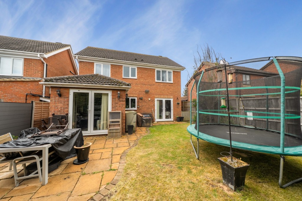 Elgar Drive, Shefford, Bedfordshire