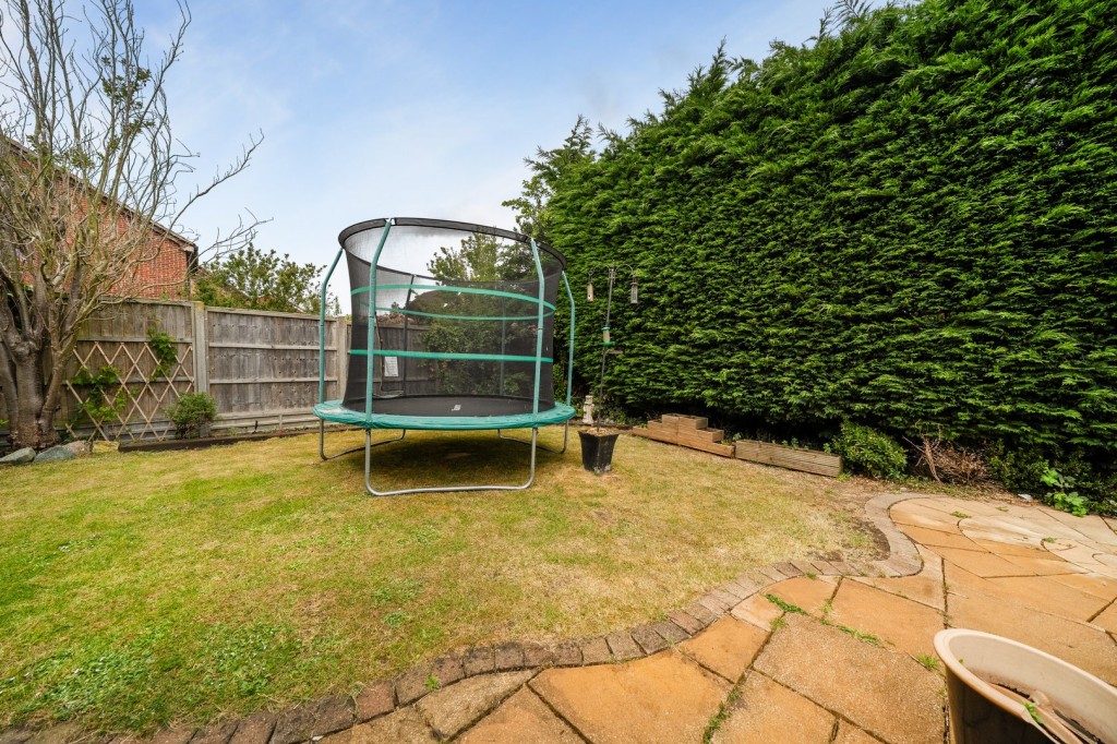 Elgar Drive, Shefford, Bedfordshire