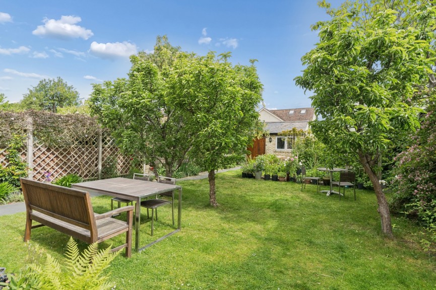 4 bedroom House for Sale Balmoral Road, Hitchin, Hertfordshire