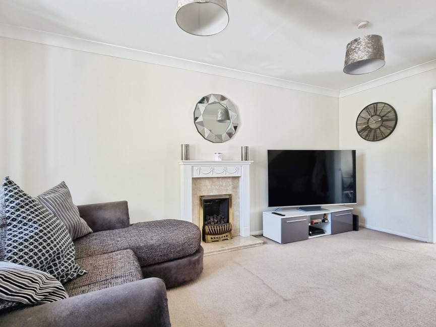 2 bedroom House for Sale Barton-le-Clay, Bedfordshire