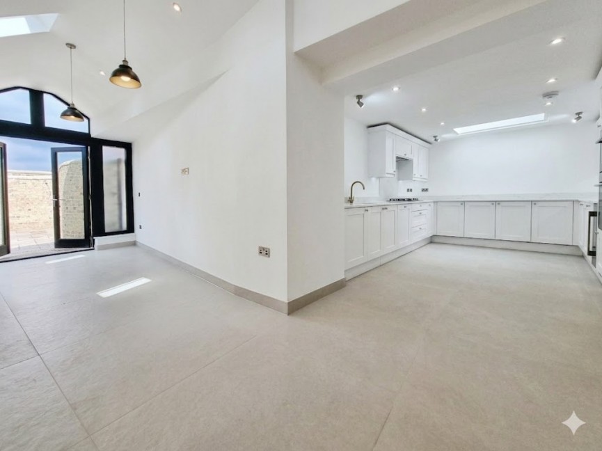 2 bedroom House for Sale Clophill, Bedfordshire