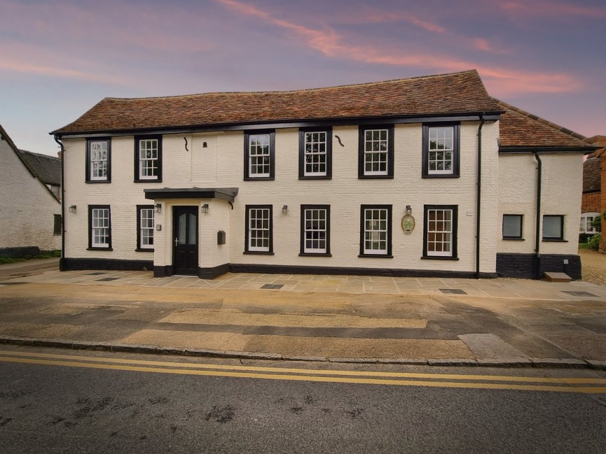 2 bedroom House for Sale Clophill, Bedfordshire