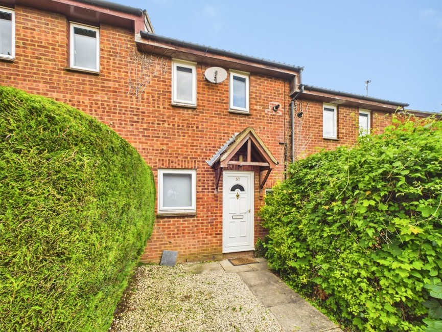 2 bedroom House for Sale Coleridge Close, Hitchin, Hertfordshire